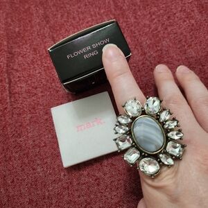 mark. Silver and White Crystal Flower Ring